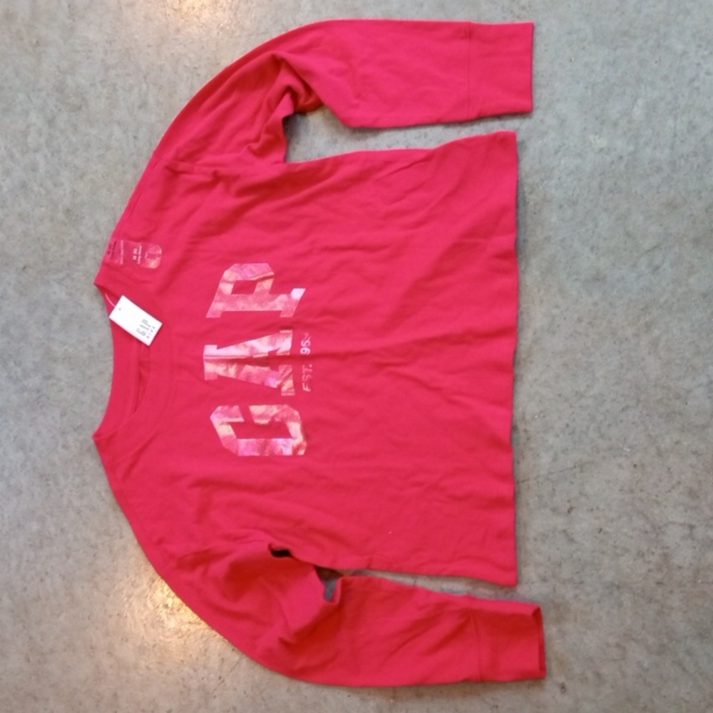 NWT Gap Shiny Logo Girls Top Medium